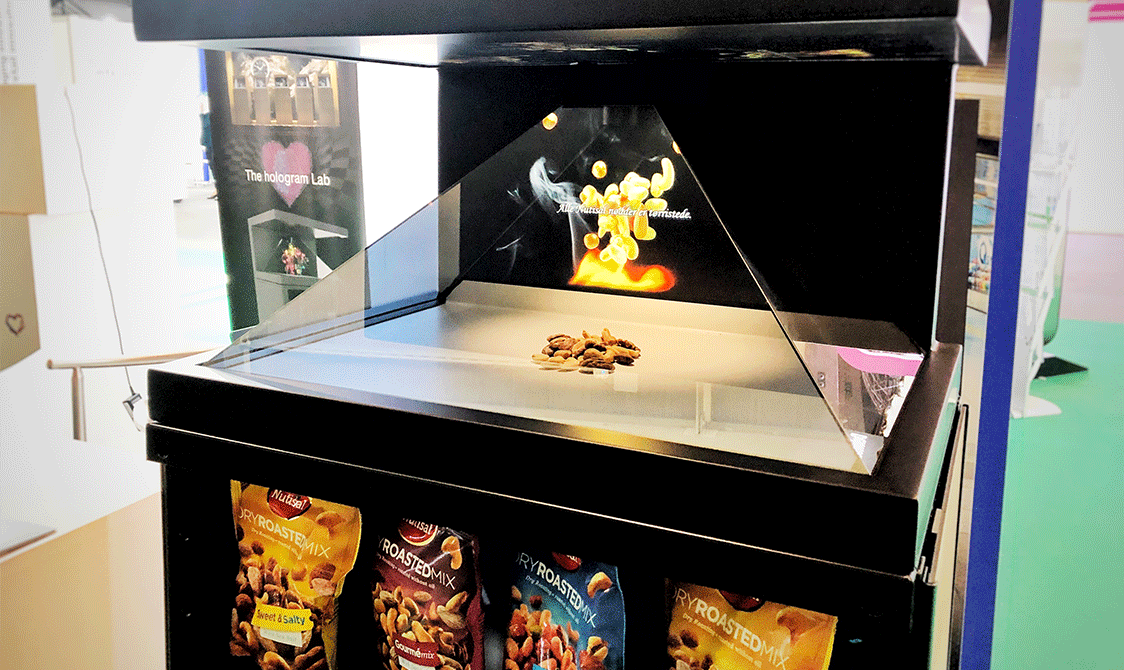 Holographic Displays for retail experience